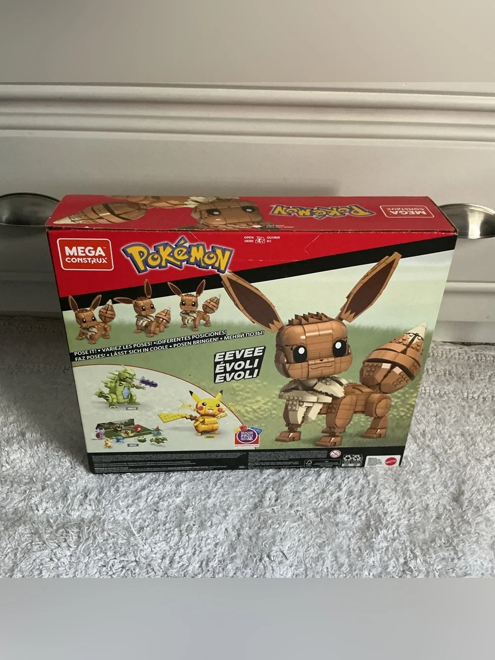 Never Opened MEGA CONSTRUX JUMBO EEVEE Construction Set